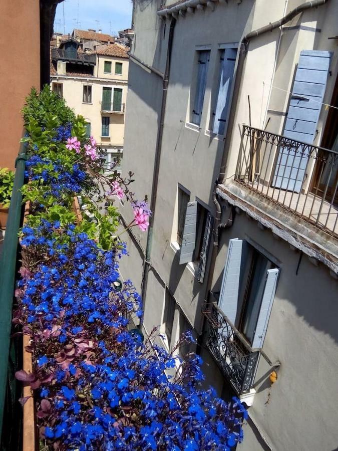 Ca' San Silvestro 2 terrazze nel cuore di Venezia Esterno foto
